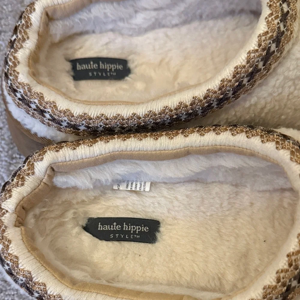 Like New! Haute Hippie Memory Foam Clogs - Picture 4 of 8